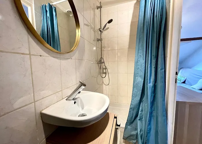 Cosy Studio,mutualiste,belle Electrique דירה *